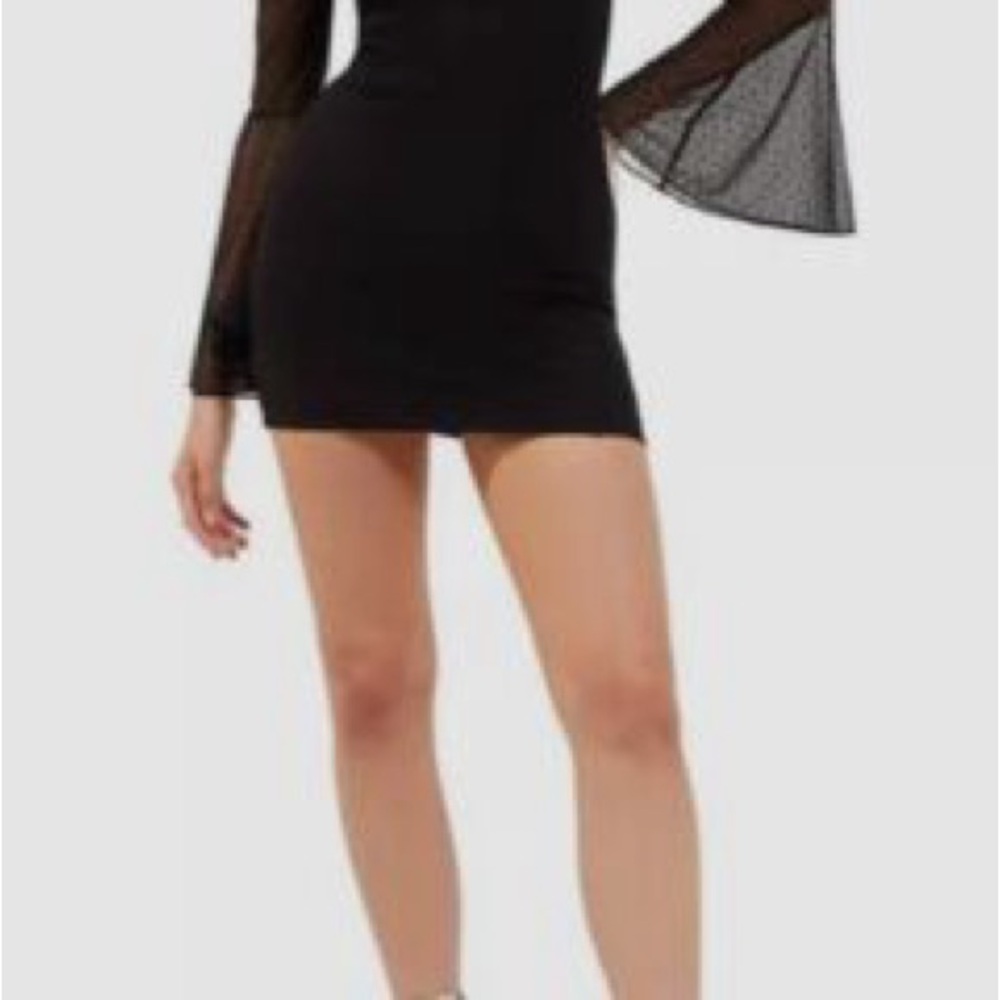 Elegant Black Mesh Sleeve Dress